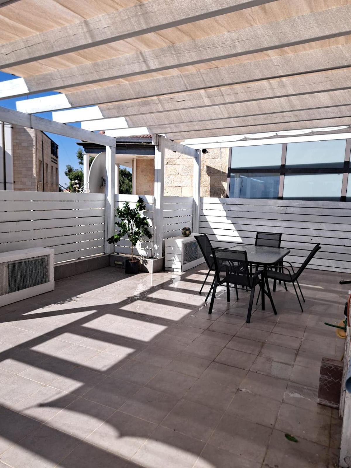 Authentic One Bedroom Apartment In City Center Ιερουσαλήμ Εξωτερικό φωτογραφία